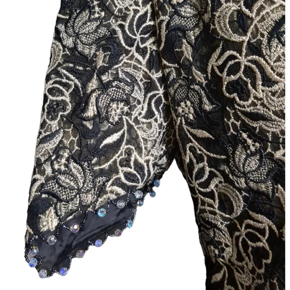 Michael Jordan Luxury Black &Gold Lace With Crystal Beads Trimmed Blouse Size M - Picture 11 of 16